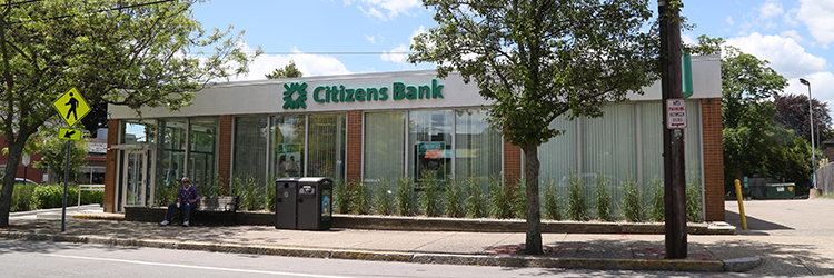 Marcus & Millichap arranges sale of 2,328 s/f Citizens Bank branch - Klein represents the buyer, Legacy Real Estate Ventures